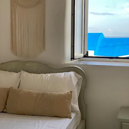 Maria's Traditional House In Naousa