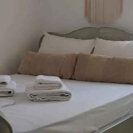 Maria's Traditional House In * Nausa